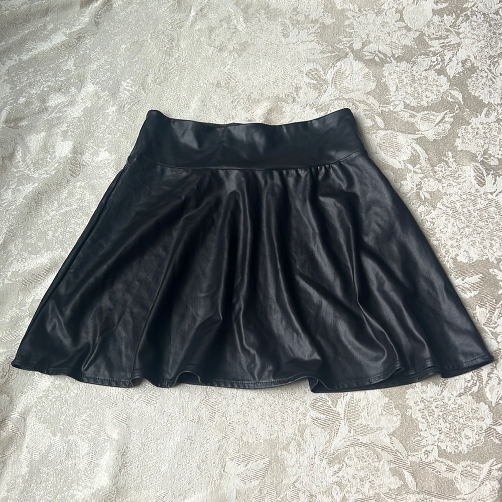 Forever 21 Faux Leather Skirt